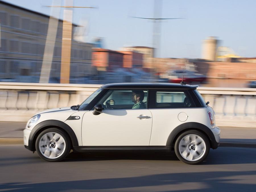  Mini Cooper D 2007 года  (фото 7 из 35)